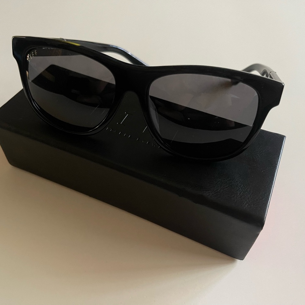 Diff Charitable Eyewear Sunglasses - image 3